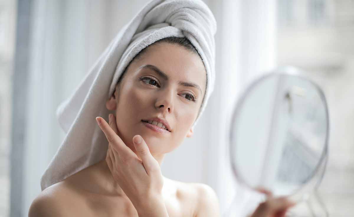 Hyaluronic Acid: Everything You Need to Know Before Using It