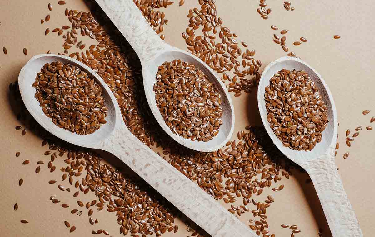 6 benefícios da semente de linhaça que você precisa conhecer. Foto: Pexels