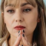 Menstruação ininterrupta e outros sintomas perigosos da pré-menopausa