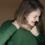 Conheça os sinais do ataque cardíaco pouco conhecido que atinge mulheres jovens e saudáveis