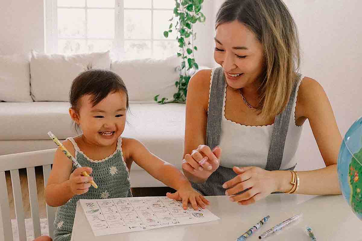 Angela Kim: conheça a influenciadora que se tornou referência internacional falando de maternidade. Foto: reprodução instagram