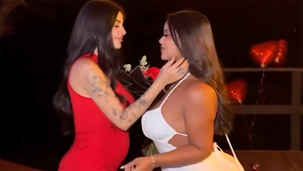 Instagram @graciebon / @karelyruiz